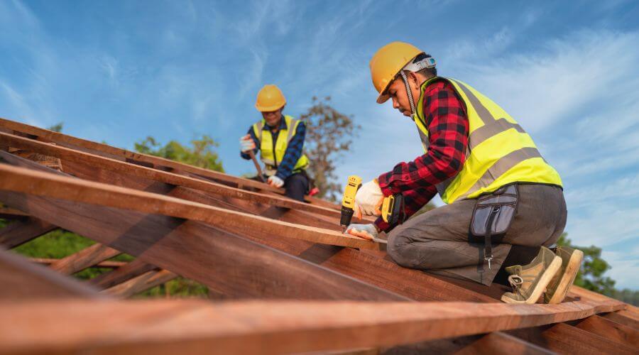 Professional Flat Roofing Installation services in Waterloo, IA